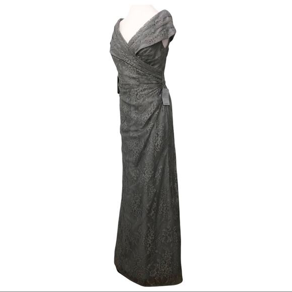 La Femme Platinum Portrait Neckline Lace Embellished Trumpet Gown 6 Style 27972 - Picture 4 of 10